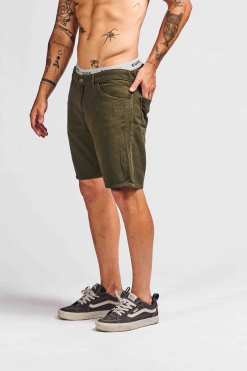 Bermuda Gabardina Verde Militar