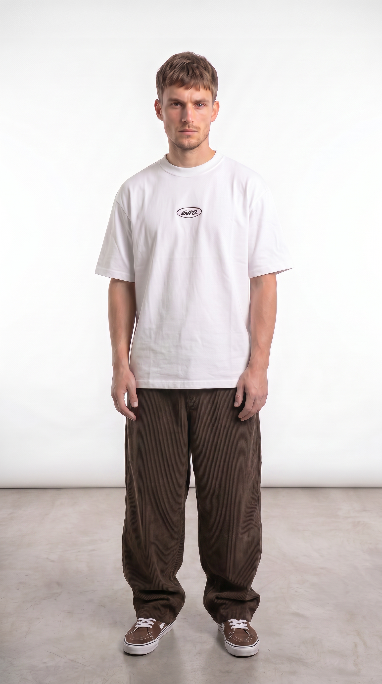 Alternative view of Remera Orbit White