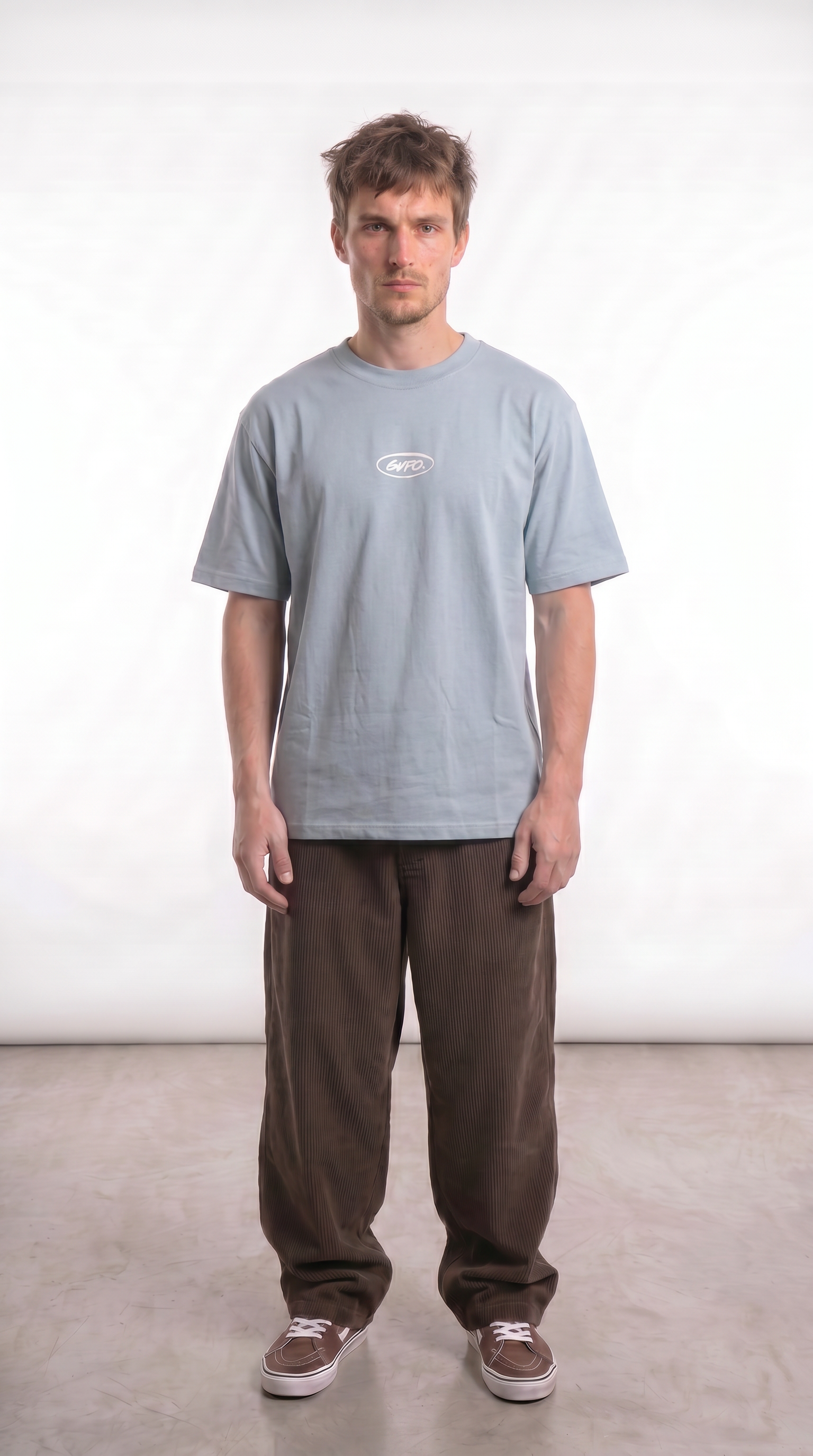 Remera Orbit Grey